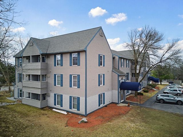 144 Eastern Ave Apt 304, Manchester, NH 03104