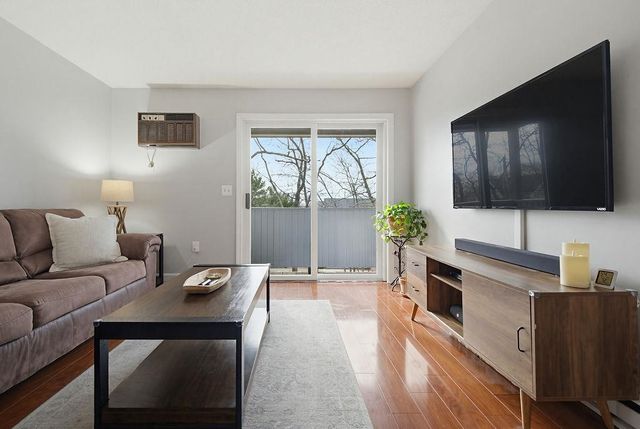 144 Eastern Ave Apt 304, Manchester, NH 03104