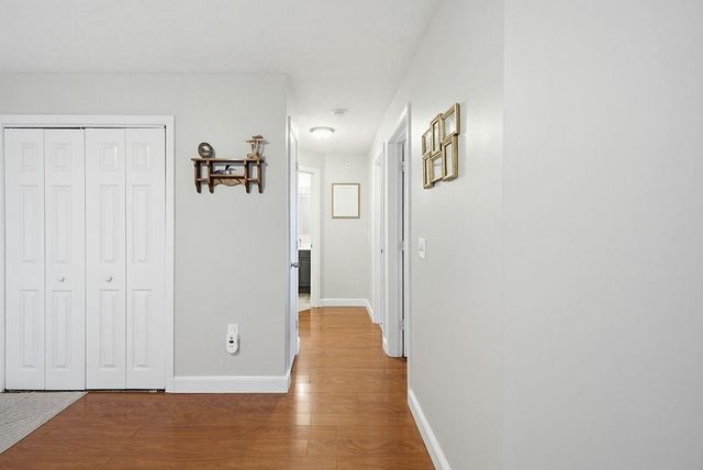 144 Eastern Ave Apt 304, Manchester, NH 03104