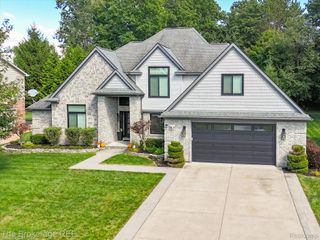 5239 Farmridge Lane, Grand Blanc Charter Township, MI 48439
