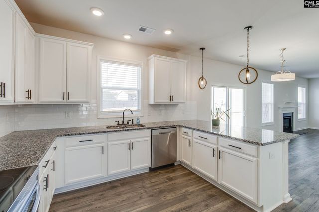 73 Preakness Stakes Drive, Lugoff, SC 29078