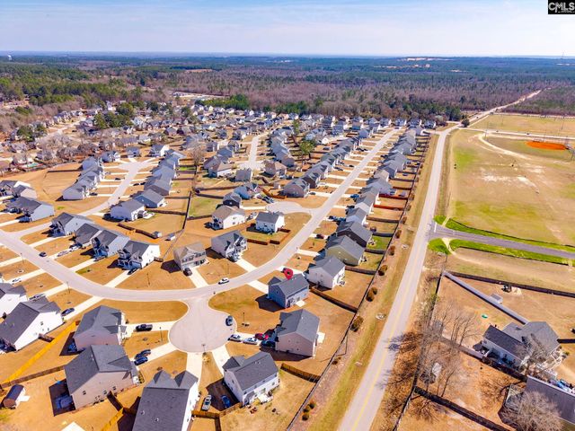 73 Preakness Stakes Drive, Lugoff, SC 29078