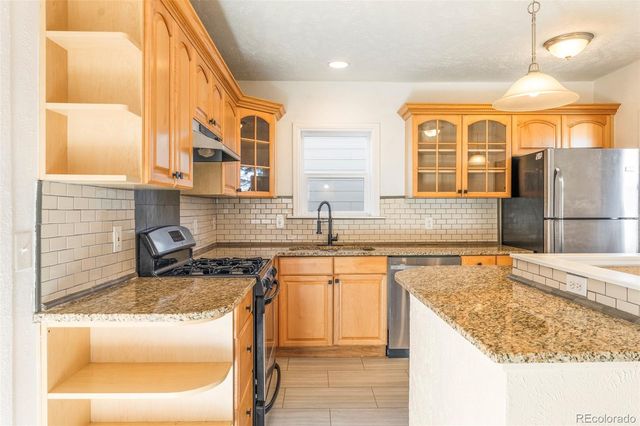 2821 S Grant Street, Englewood, CO 80113