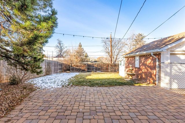 2821 S Grant Street, Englewood, CO 80113