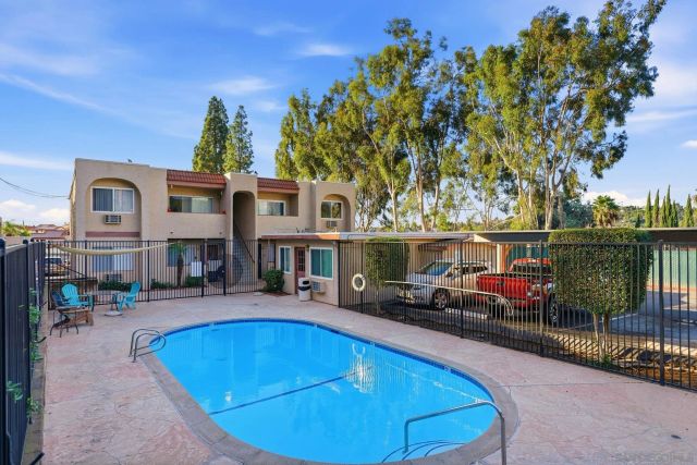 3557 Kenora Dr 31, Spring Valley, CA 91977