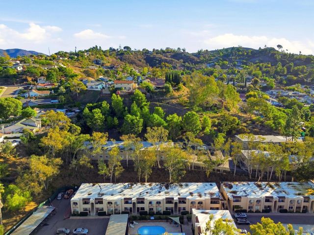 3557 Kenora Dr 31, Spring Valley, CA 91977