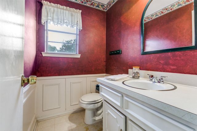 9320 Whitehurst Drive, Dallas, TX 75243