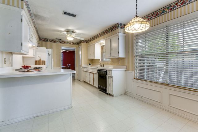 9320 Whitehurst Drive, Dallas, TX 75243