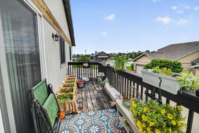 1909 Fox Run, Mount Horeb, WI 53572