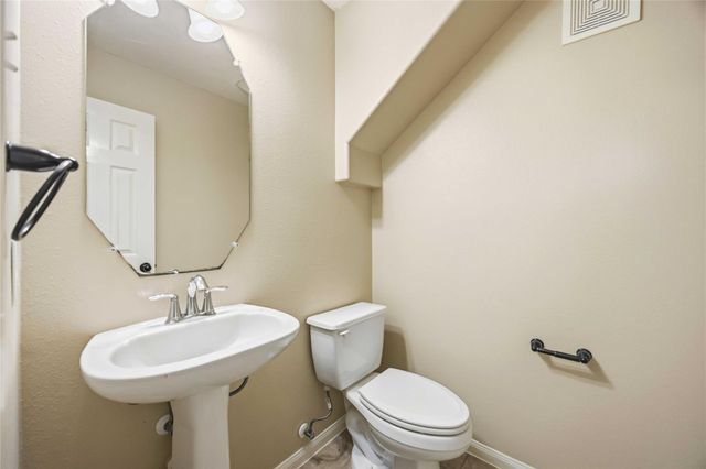 950 Firthwood Drive, Conroe, TX 77301
