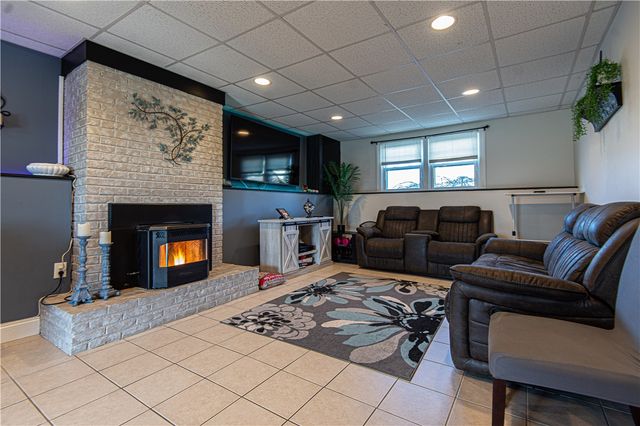 58 Schofield Street, West Warwick, RI 02893