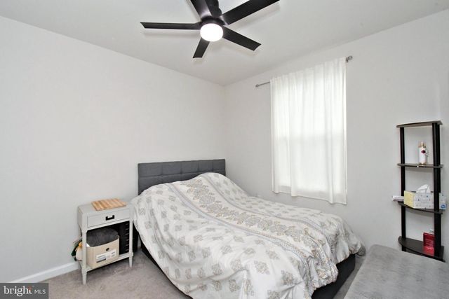 15 CASTLE DR, Gilbertsville, PA 19525