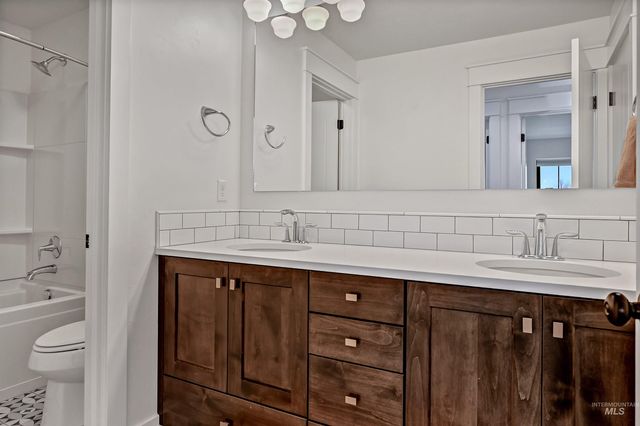 12214 N Barn Owl Way, Boise, ID 83714