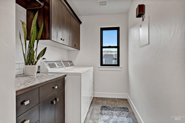 12214 N Barn Owl Way, Boise, ID 83714