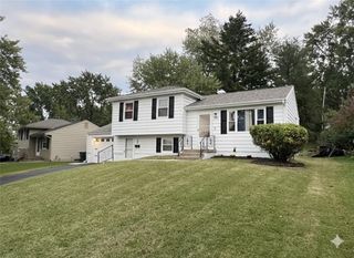 4841 N Tullis Avenue, Kansas City, MO 64119