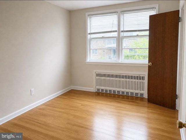 630 CHESWICK RD, Philadelphia, PA 19128