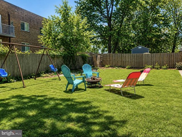 630 CHESWICK RD, Philadelphia, PA 19128