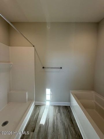 810 Hidden Bridge Drive, Jacksonville, NC 28546