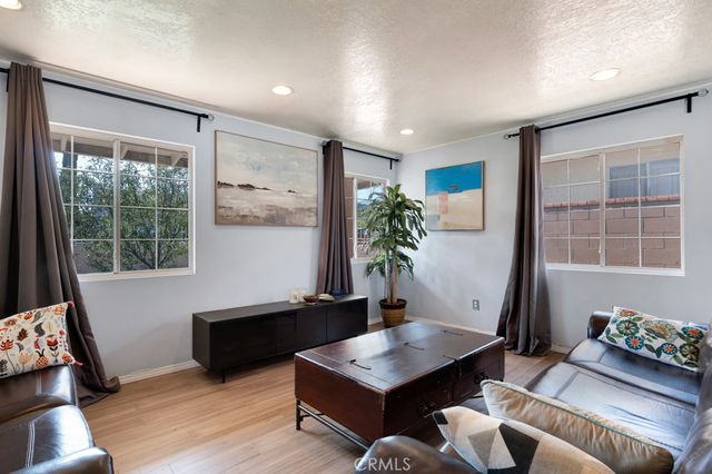 11646 Balboa, Granada Hills, CA 91344