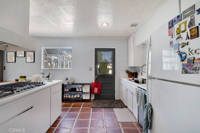 11646 Balboa, Granada Hills, CA 91344