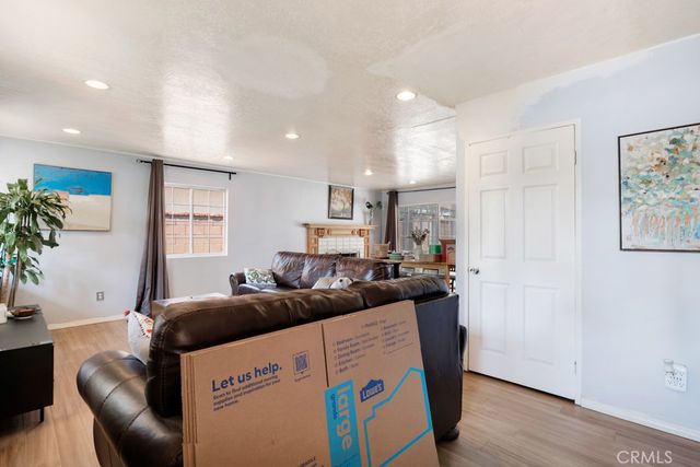 11646 Balboa, Granada Hills, CA 91344