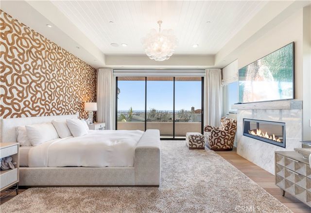 660 Kings Road, Newport Beach, CA 92663