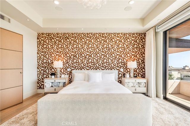 660 Kings Road, Newport Beach, CA 92663