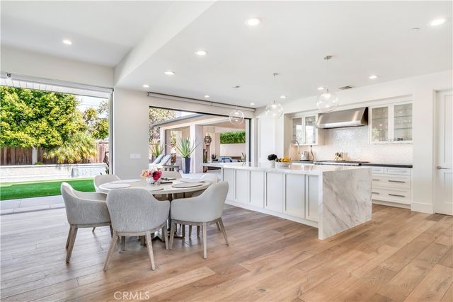 660 Kings Road, Newport Beach, CA 92663