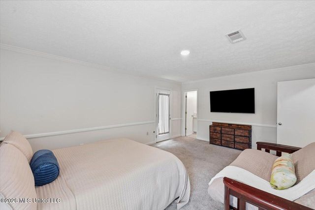 7105 Edgewater Drive, Ridgeland, MS 39157