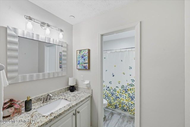 7105 Edgewater Drive, Ridgeland, MS 39157