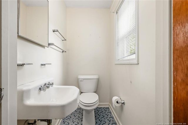 3220 Broadview Drive, Fayetteville, NC 28301