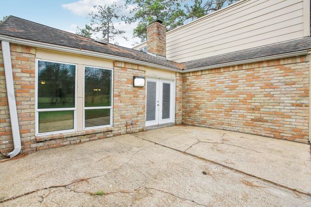 1602 Chestnut Ridge Road, Kingwood, TX 77339