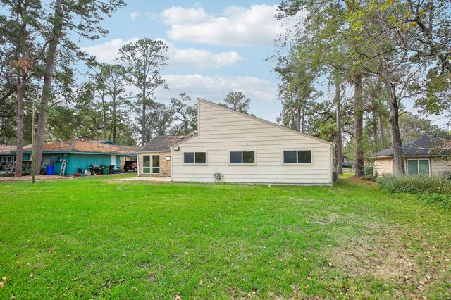 1602 Chestnut Ridge Road, Kingwood, TX 77339
