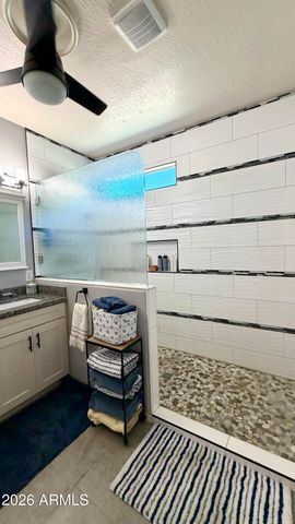 7576 W BETTY ELYSE Lane, Peoria, AZ 85382