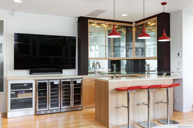 7825 Prospect Pl, La Jolla, CA 92037