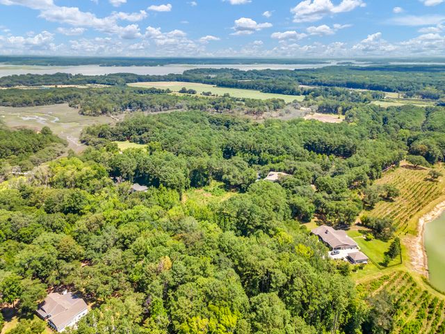 5979 Joseph Blake Lane, Wadmalaw Island, SC 29487