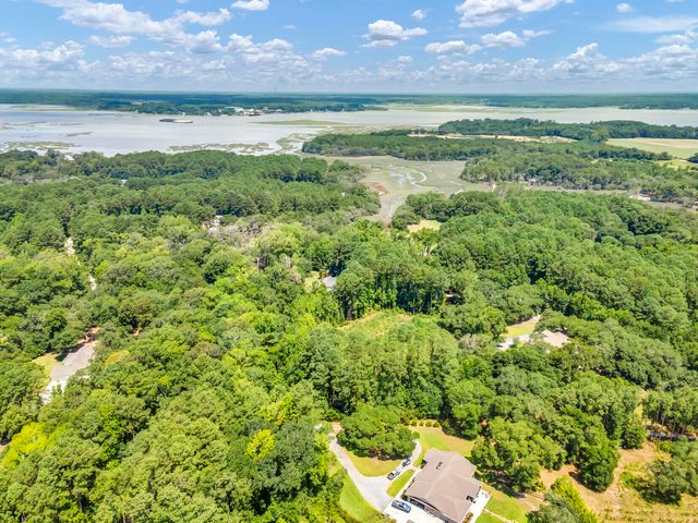5979 Joseph Blake Lane, Wadmalaw Island, SC 29487