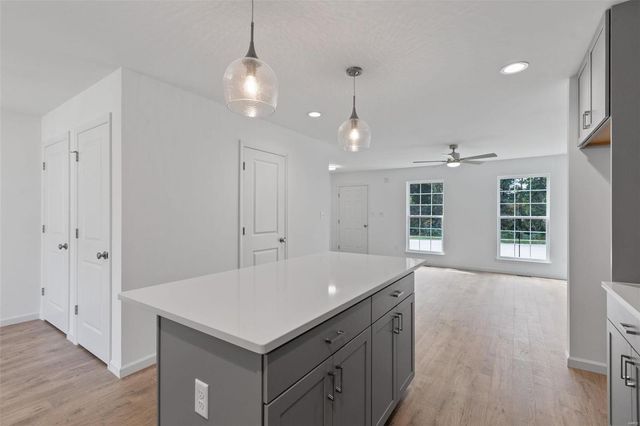 439 Sunset Hollow Drive, O'fallon, MO 63385