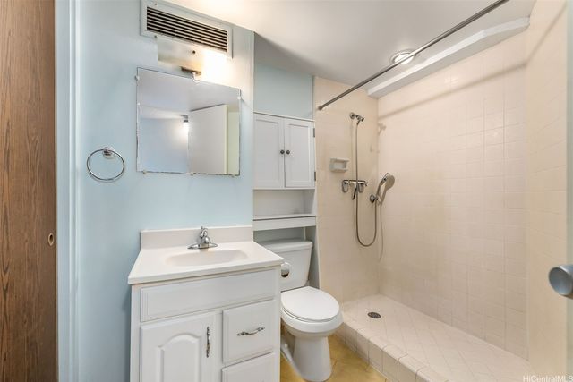 750 Amana Street 1207, Honolulu, HI 96814