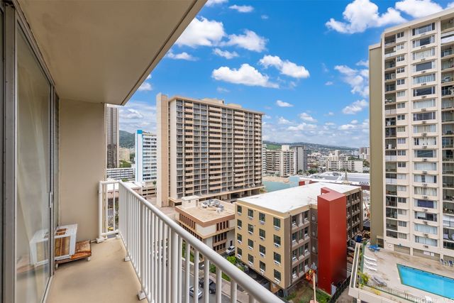 750 Amana Street 1207, Honolulu, HI 96814