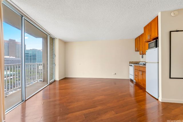 750 Amana Street 1207, Honolulu, HI 96814