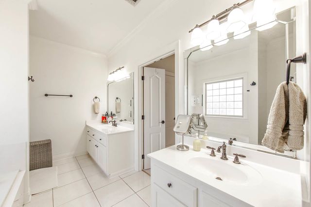 317 Brentwood Dr, Houma, LA 70360