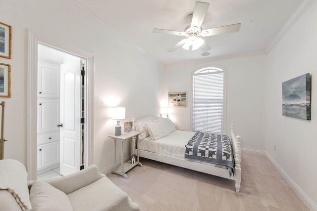 317 Brentwood Dr, Houma, LA 70360