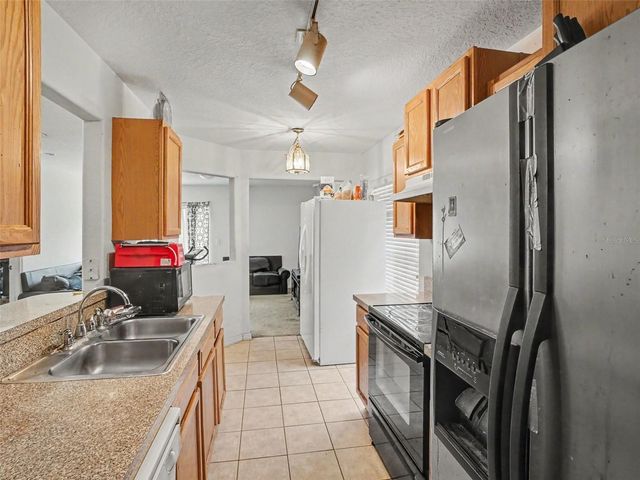 94 E 18TH STREET, Apopka, FL 32703