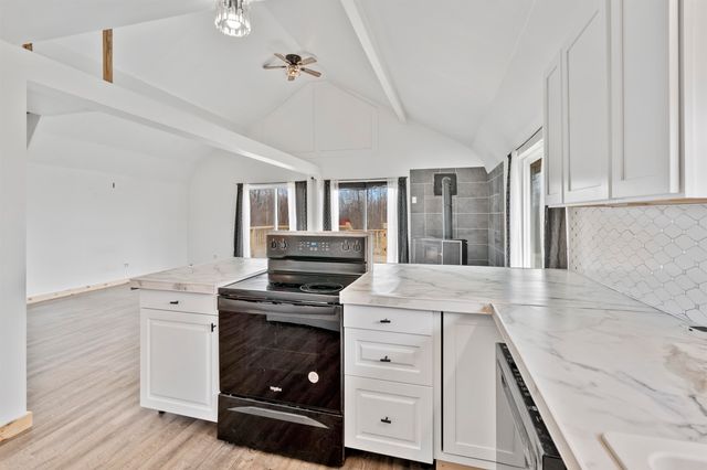 191 Molly Lane, Enosburg, VT 05450
