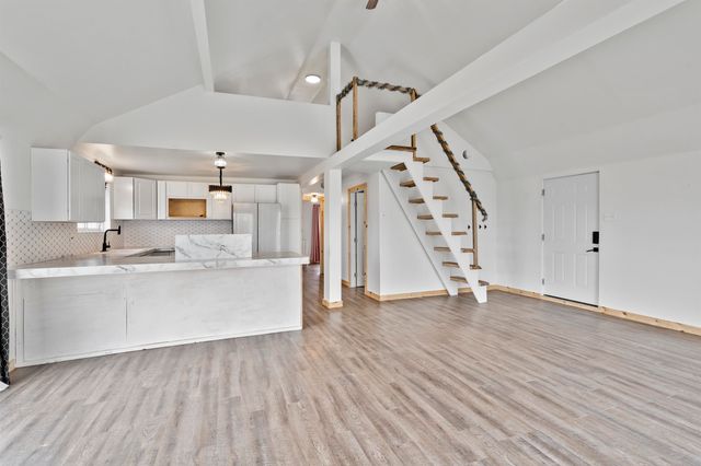 191 Molly Lane, Enosburg, VT 05450