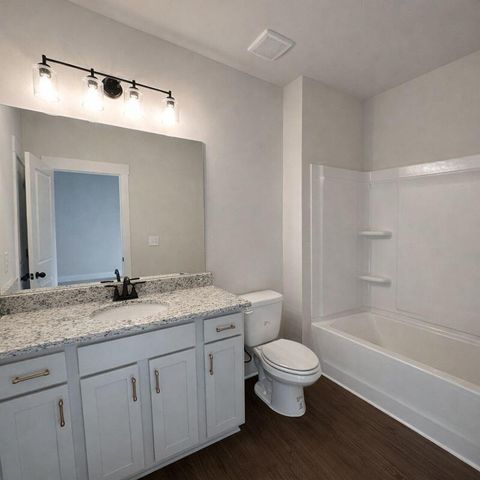 1608 Firelight Way 51, Ooltewah, TN 37363