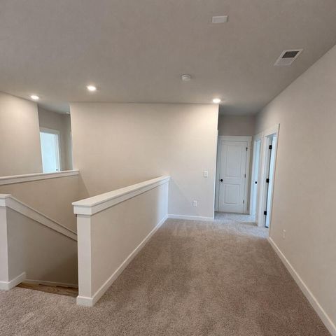 1608 Firelight Way 51, Ooltewah, TN 37363