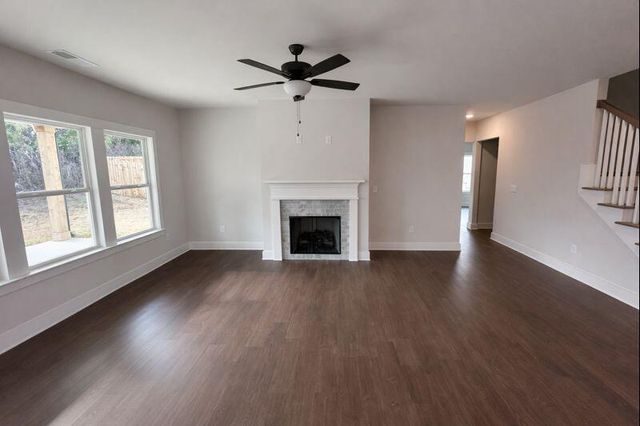 1608 Firelight Way 51, Ooltewah, TN 37363