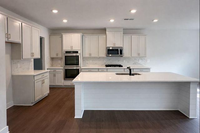 1608 Firelight Way 51, Ooltewah, TN 37363